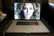 MINT 17 Inch Macbook Pro 6, 1 2.66 GHz i7 8gb 500GB Glossy 1920x1200 